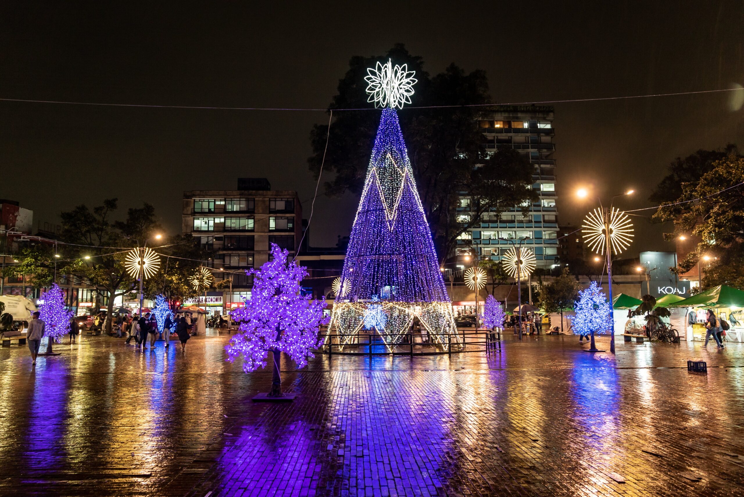 Instalar luces de navidad en Bogotá